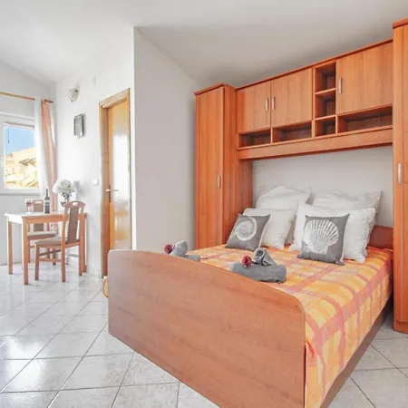 Viva Apartment